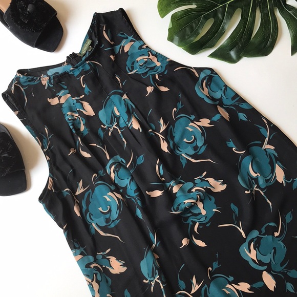 ❤️... {tl} the letter Top - Picture 2 of 5